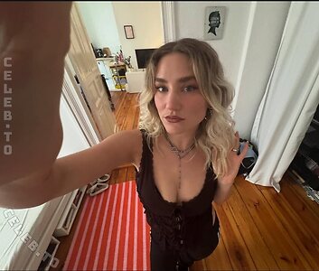 Sophia Sailer Nude Leaked Photo #5