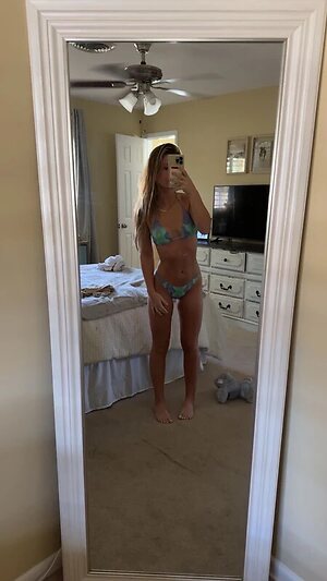 Sophia Sentner leaked photo #35
