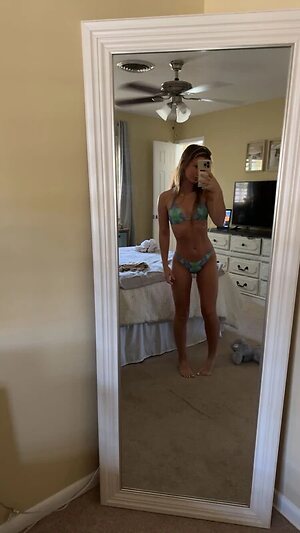 Sophia Sentner leaked photo #36