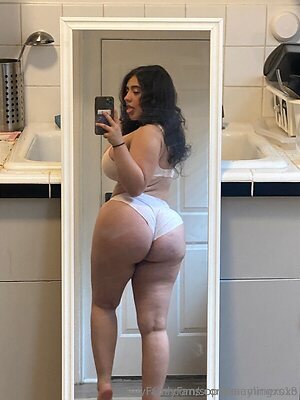 Sophia Summers leaked photo #10