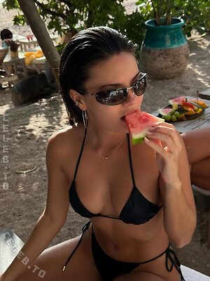 Sophia Nude Leaked Photo #18