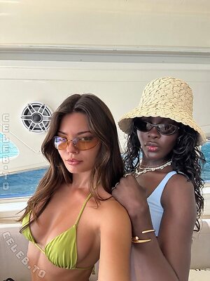 Sophia Nude Leaked Photo #22