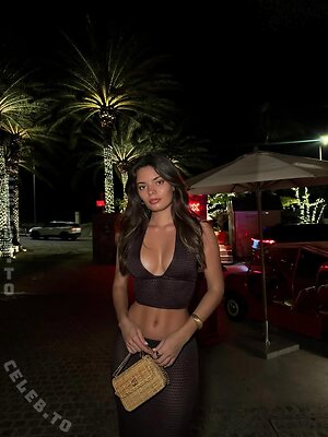 Sophia Nude Leaked Photo #25