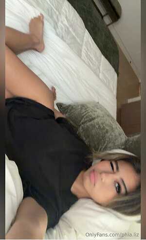 sophia.frutos leaked photo #7