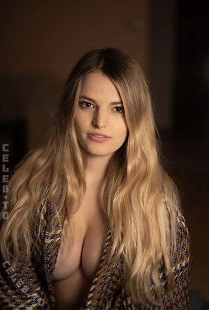 Sophialoren_s Nude Leaked Photo #5