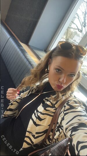 SophiaWestend Nude Leaked Photo #13
