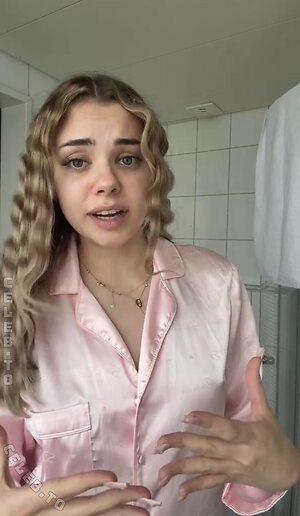 Sophia_xs