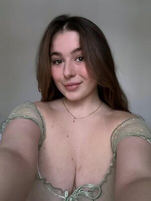 Sophie Bell leaked photo #111
