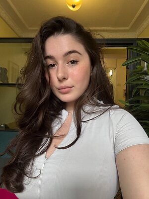 Sophie Bell leaked photo #140