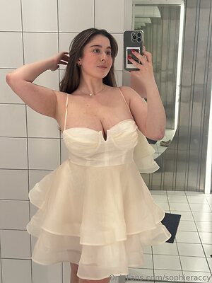Sophie Bell leaked photo #226
