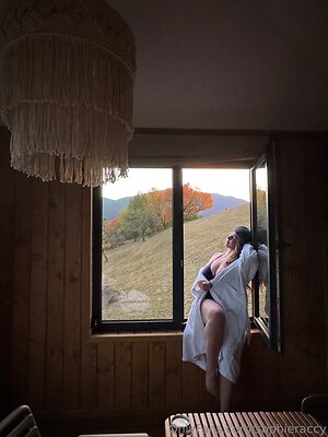 Sophie Bell leaked photo #231