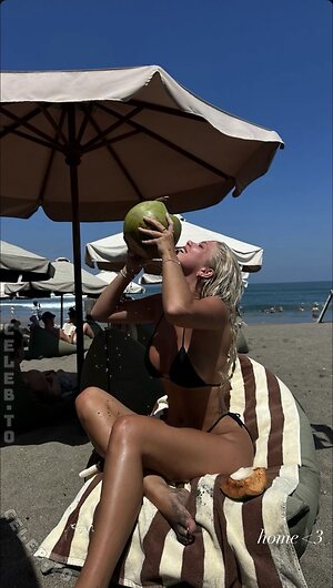 Sophie Charlott Nude Leaked Photo #13