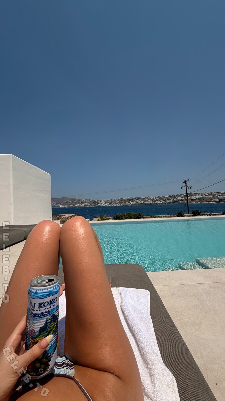 Sophie Charlott photo