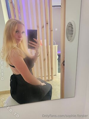 sophie forster Nude Leaked Photo #15