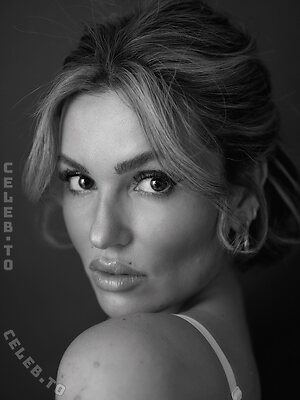 Sophie Imelmann Nude Leaked Photo #24