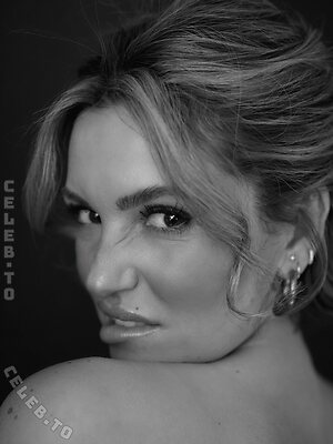 Sophie Imelmann Nude Leaked Photo #25