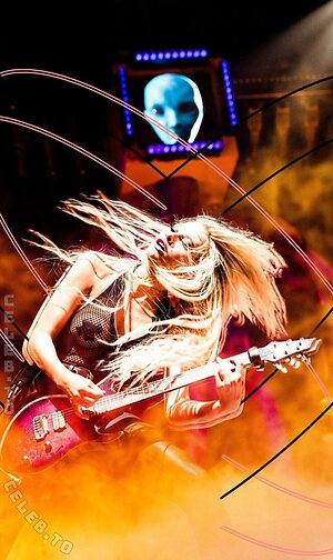 Sophie Lloyd Nude Leaked Photo #9