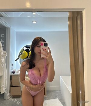 Sophie Mudd photo