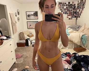 Sophie Ocampo leaked photo #5