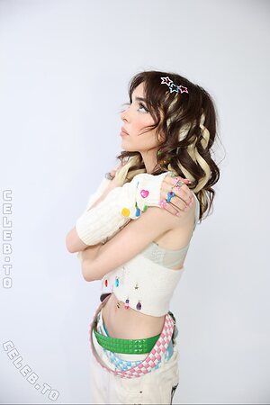 Sophie Powers Nude Leaked Photo #7