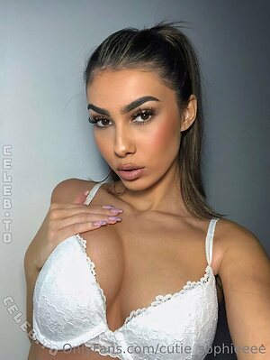 sophie rayne Nude Leaked Photo #68