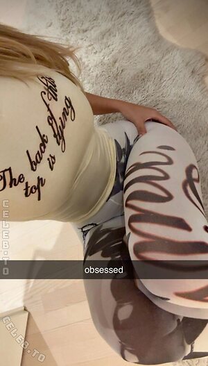 Sophie Schnur Nude Leaked Photo #10