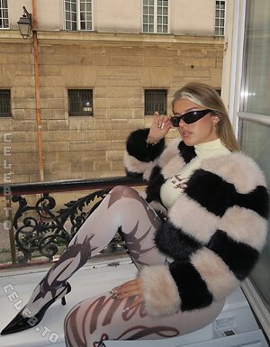 Sophie Schnur Nude Leaked Photo #32