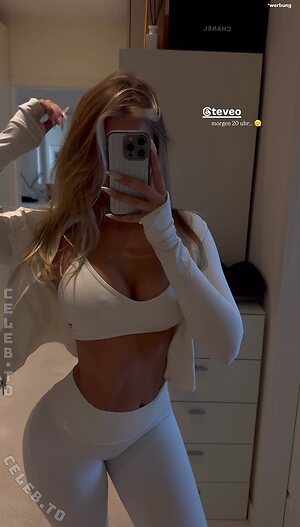 Sophie Schnur Nude Leaked Photo #64