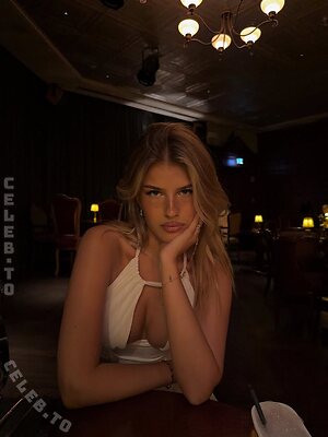 Sophie Schnur photo
