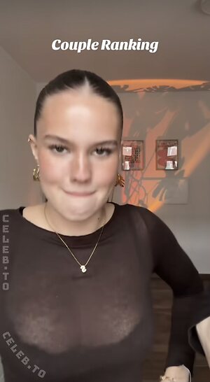 Sophie Scholz Nude Leaked Photo #4