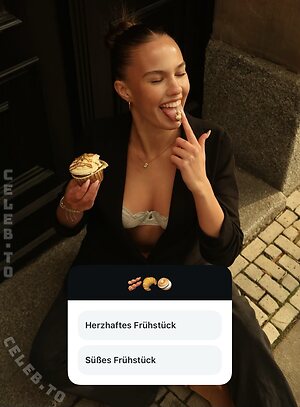 Sophie Scholz Nude Leaked Photo #5