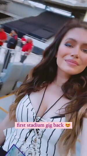 Sophie Simmons