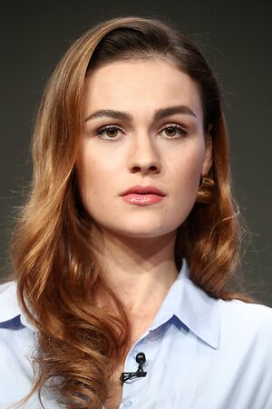 Sophie Skelton
