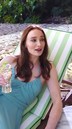 Sophie Turner leaked photo #104