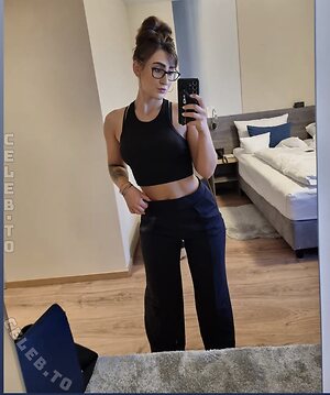 Sophie Wöhler leaked photo #11