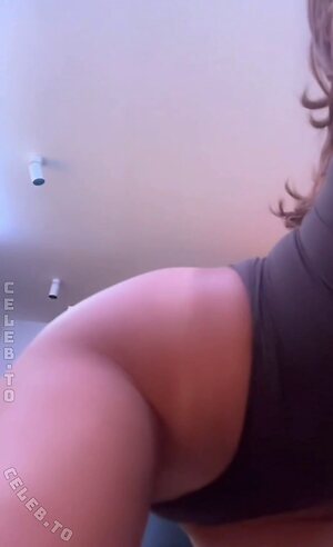 Sophiecek Nude Leaked Photo #13