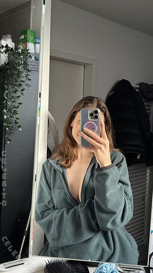 SophieKC photo