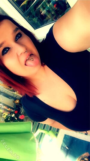 SophieSchmande Nude Leaked Photo #68