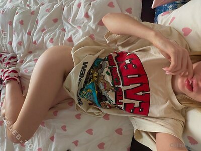 Sophiesouth More Nude Photos