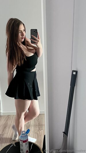 sophievalee leaked photo #38