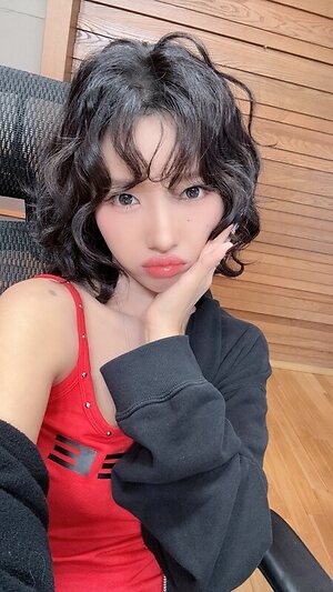 Soyeon leaked photo #91