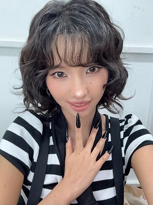 Soyeon leaked photos