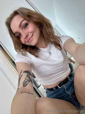 spicyxrae leaked photo #19