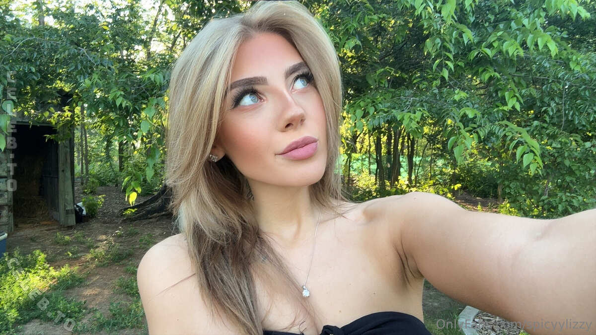 spicyylizzy photo