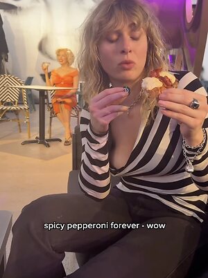 Spooky Foodie leaked photo #5