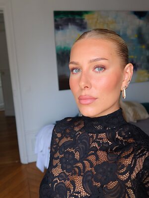 Sport babes born 1985 and after