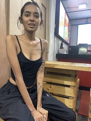 Sri Lanka leaked photo #78