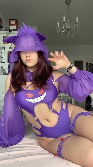 sspoekie Nude Leaked Photo #32