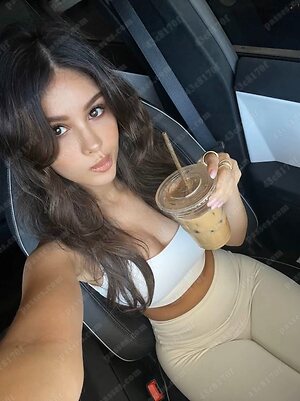 SSSniperwolf leaked photo #93