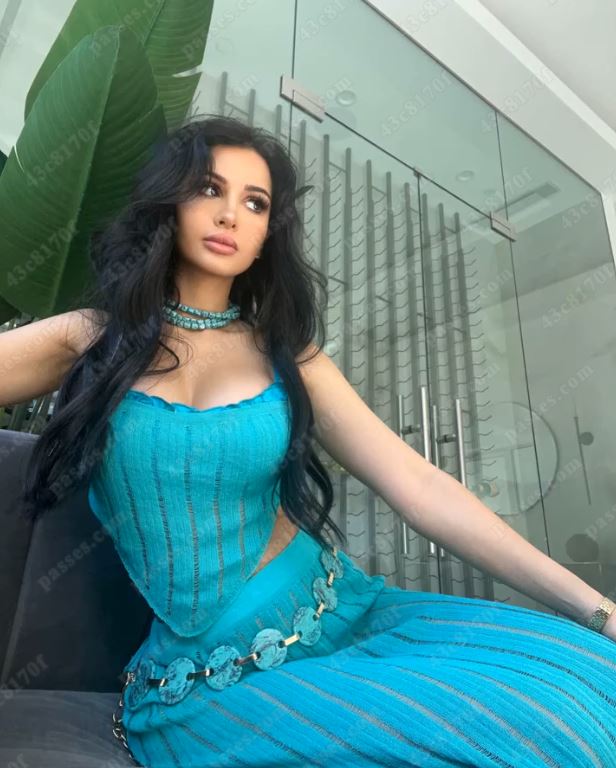 SSSniperwolf leaked photo #98